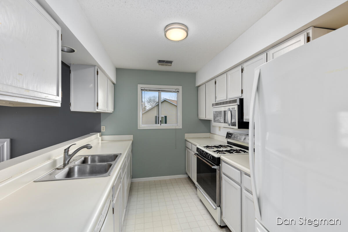 3116 Windcrest Court, Grand Rapids, MI, 49525-4587