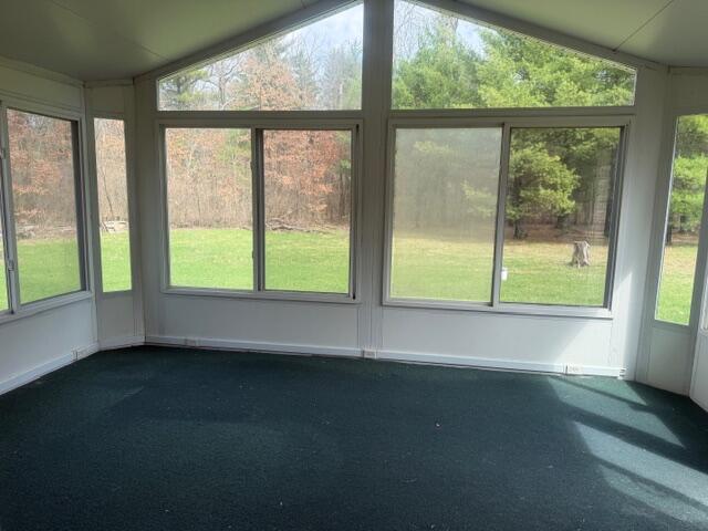6136 S Poplar Avenue, Newaygo, MI, 49337-9058