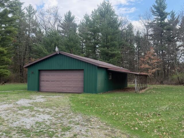 6136 S Poplar Avenue, Newaygo, MI, 49337-9058
