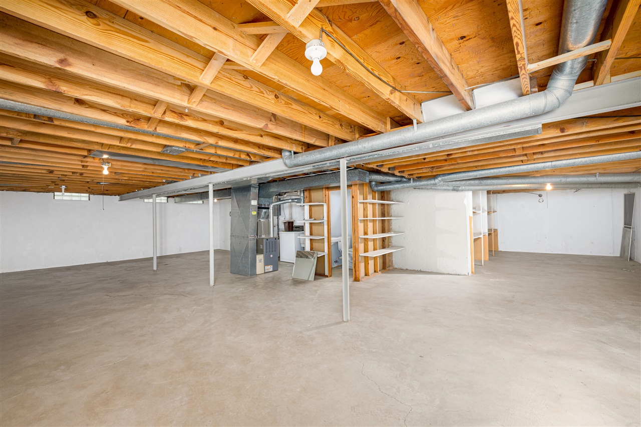 8915 Oakview Street, Plymouth, MI, 48170-4077