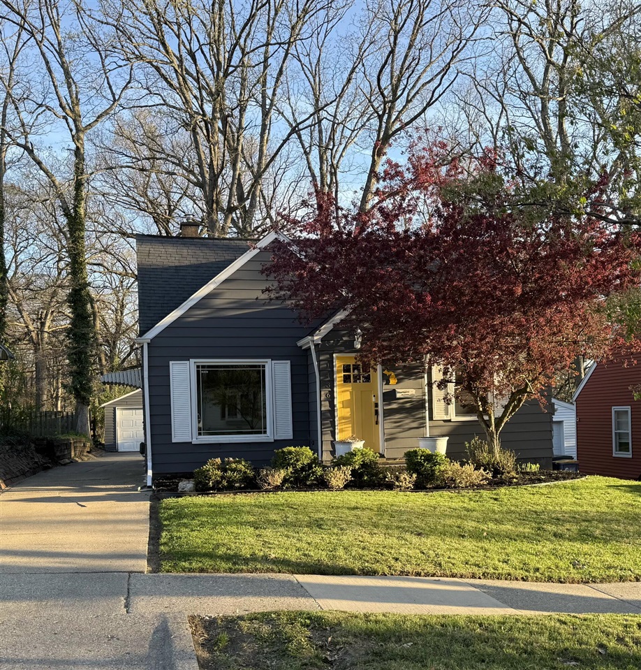 2714 Rochester Road, Royal Oak, MI, 48073 3639