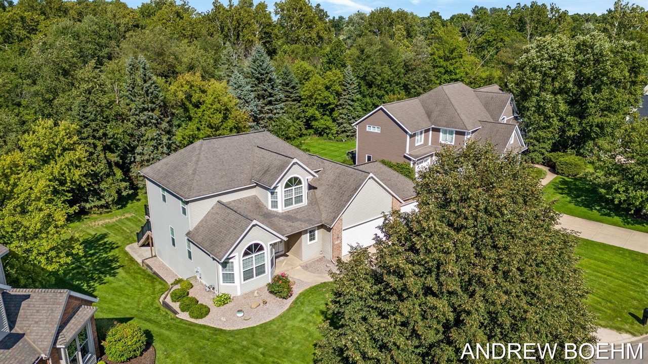 2586 Marble Court, Zeeland, MI, 49464-8943