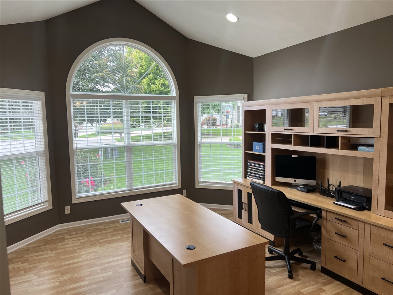 2586 Marble Court, Zeeland, MI, 49464-8943