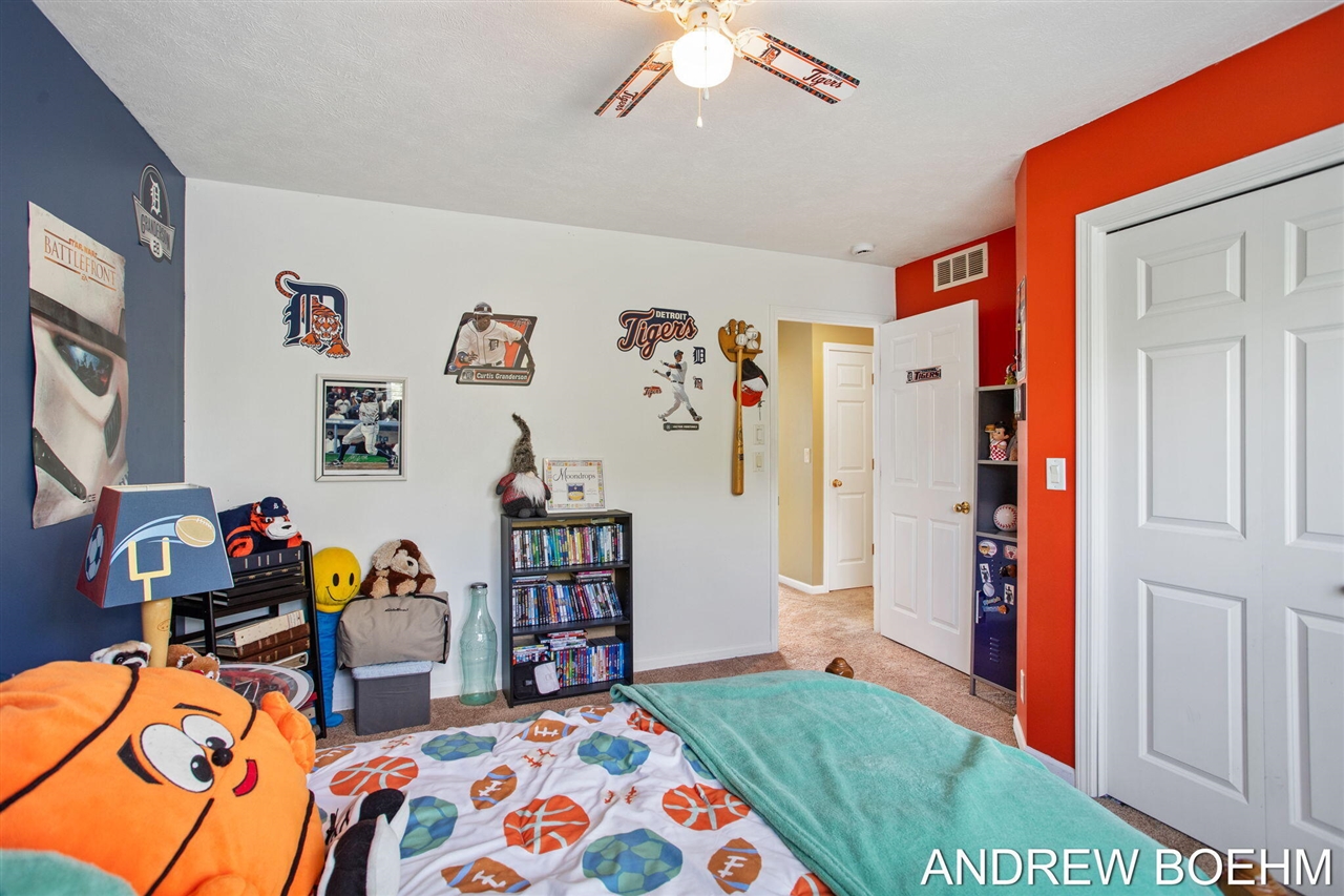 2586 Marble Court, Zeeland, MI, 49464-8943