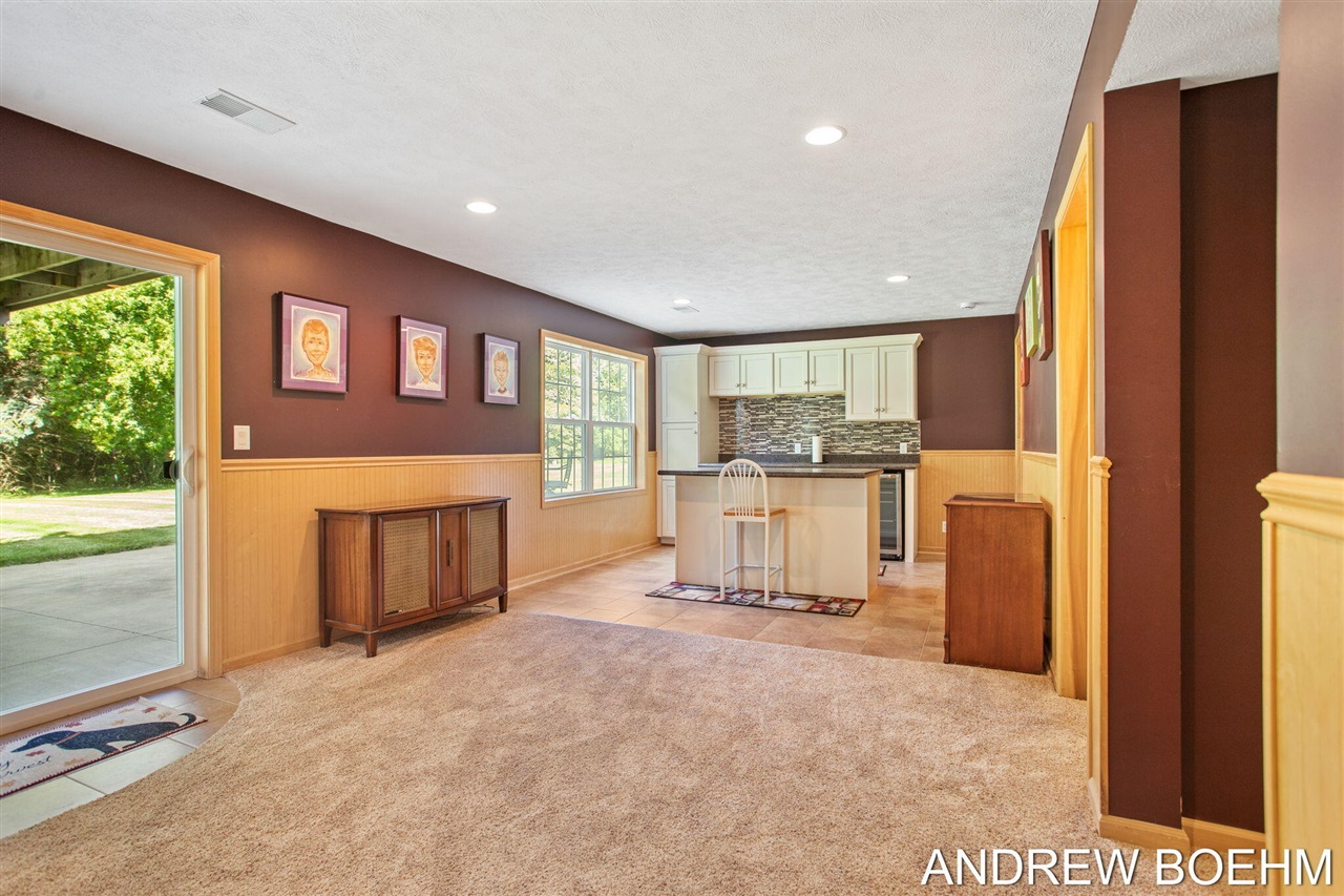 2586 Marble Court, Zeeland, MI, 49464-8943
