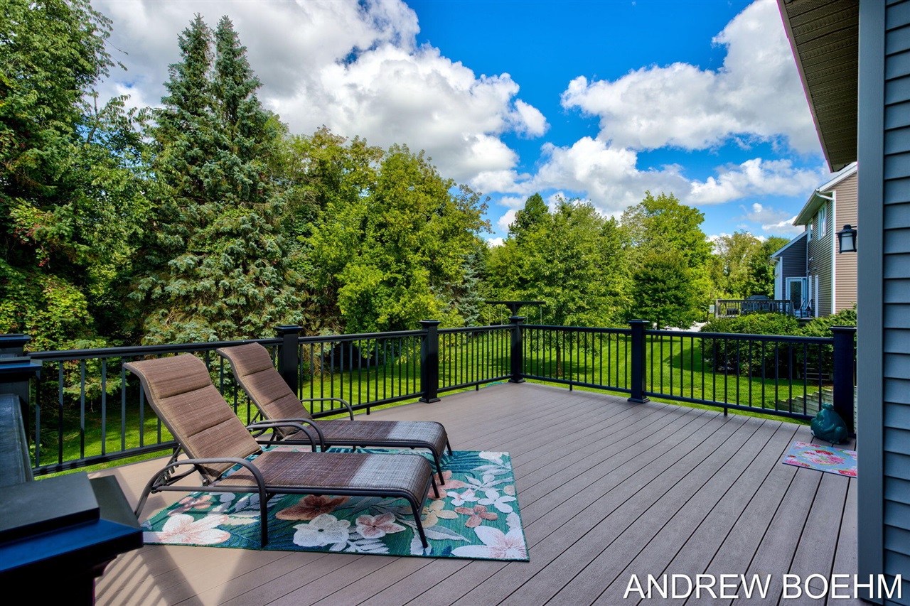 2586 Marble Court, Zeeland, MI, 49464-8943