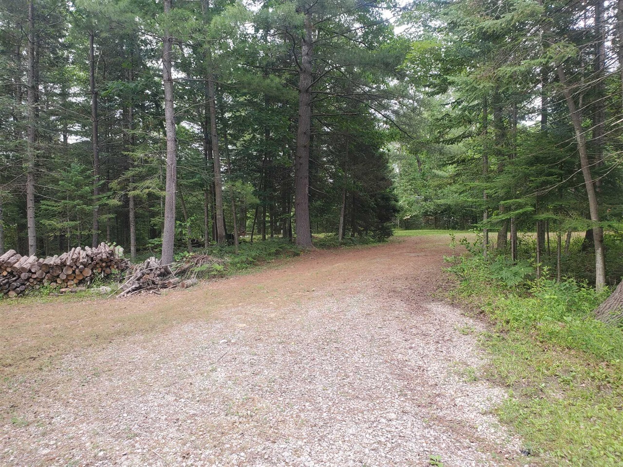 Eagles Nest Way, Gladwin, MI, 48624