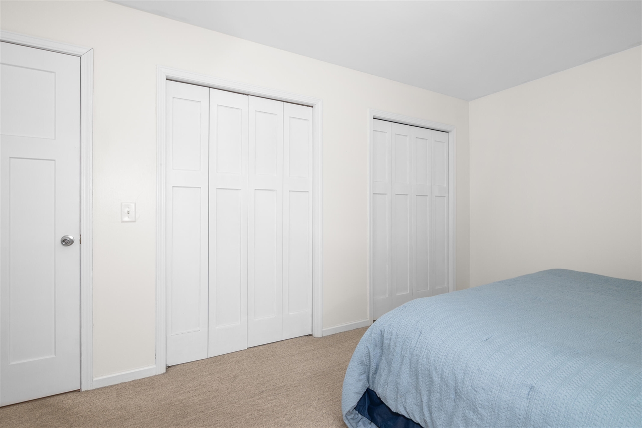 83 Windflower Street, Comstock Park, MI, 49321-8235