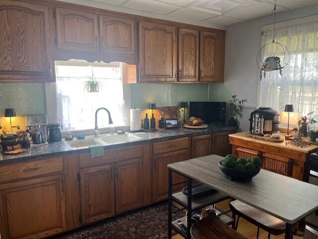 2663 Wyoming Avenue, Wyoming, MI, 49519-2320