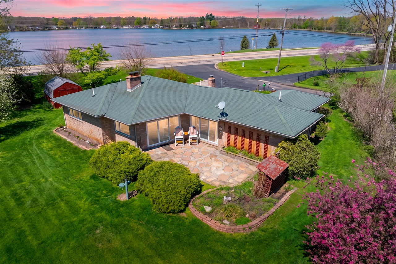 1st image of 51545 Summit St, Paw Paw, MI 49079 | MLS# 70527815