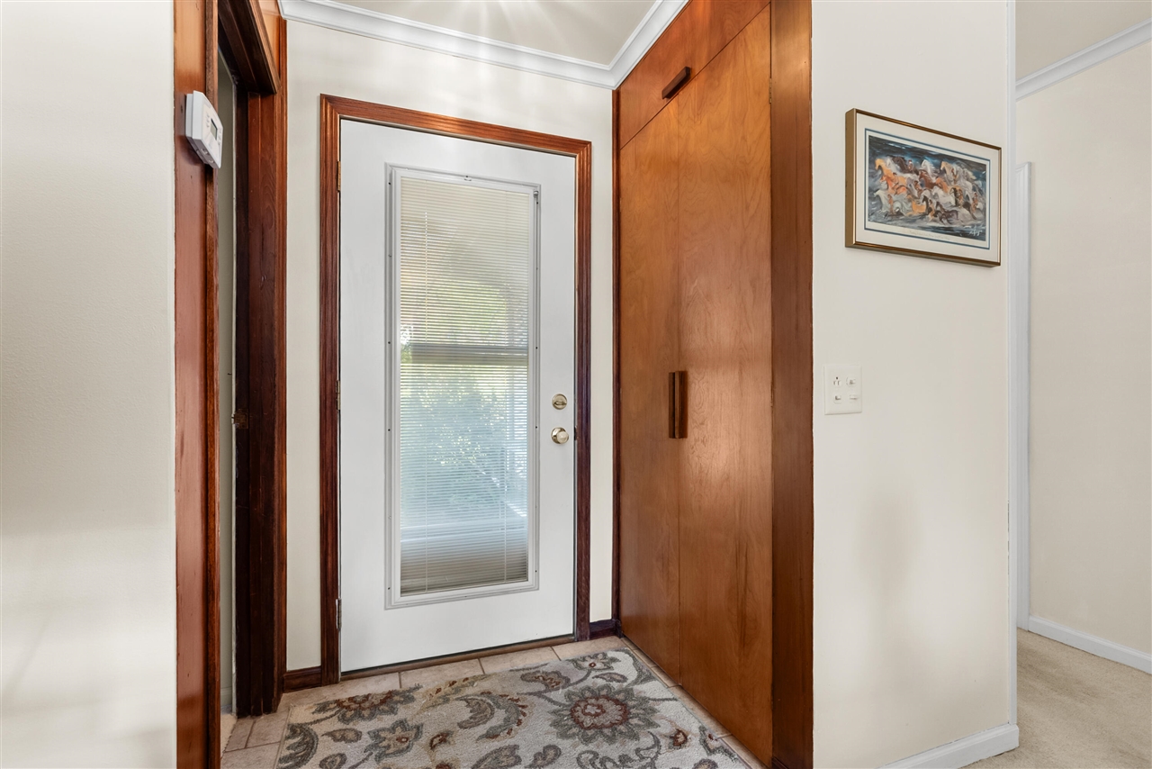 2nd image of 51545 Summit St, Paw Paw, MI 49079 | MLS# 70527815
