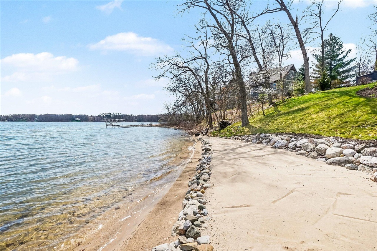 4950 S Ojibwe, Newaygo, MI, 49337-8747