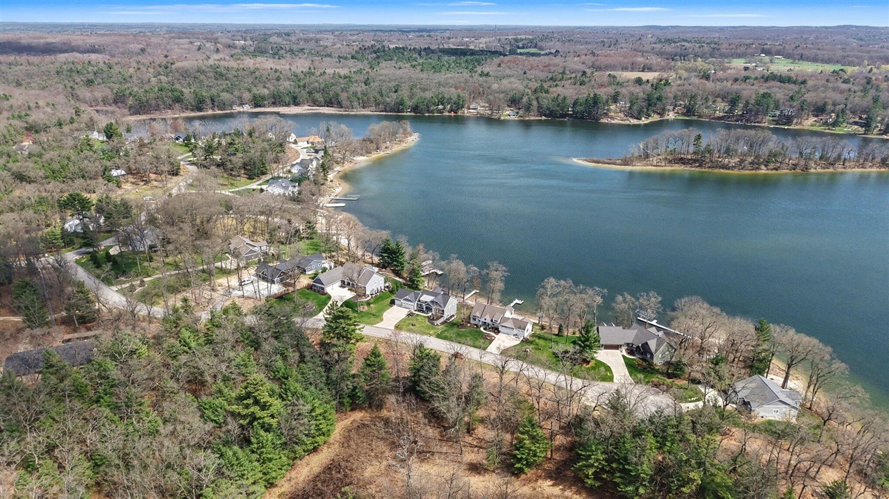 4950 S Ojibwe, Newaygo, MI, 49337-8747