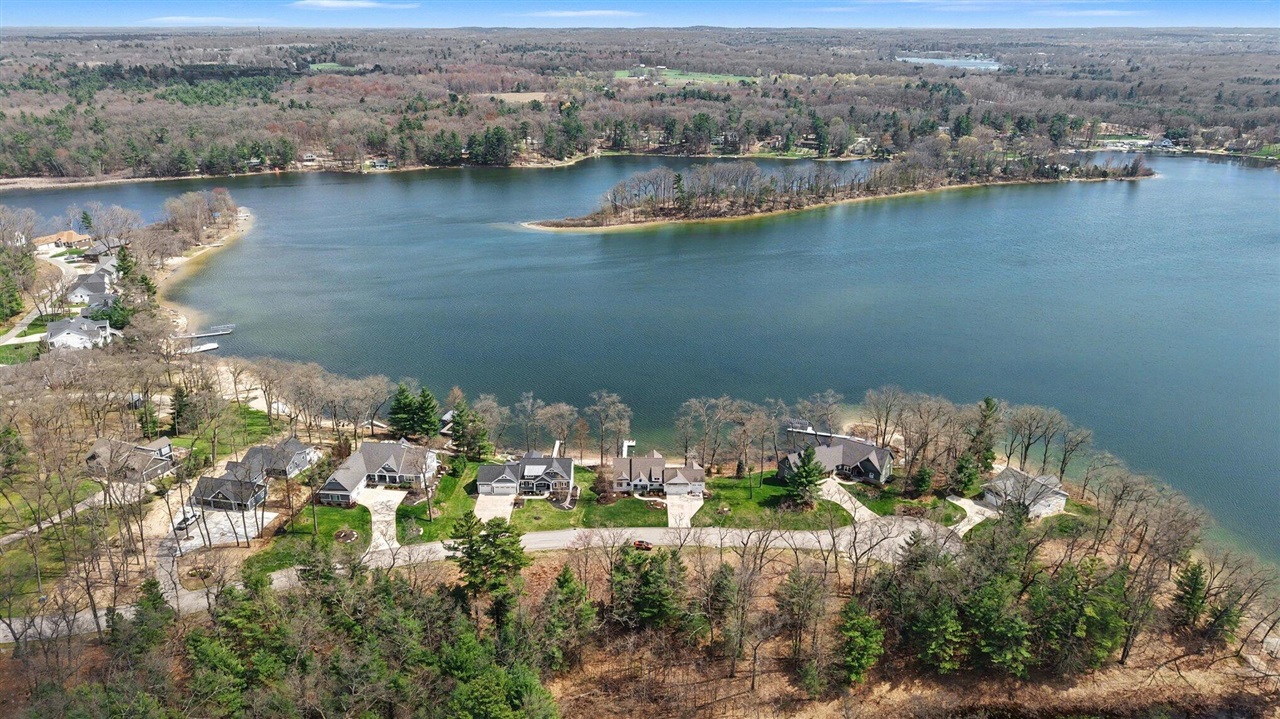 4950 S Ojibwe, Newaygo, MI, 49337-8747