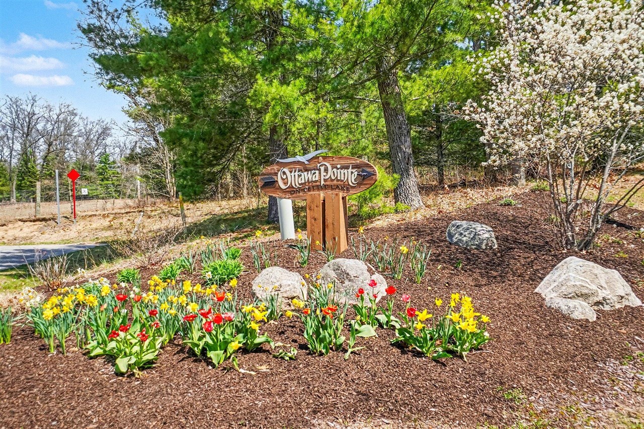 4950 S Ojibwe, Newaygo, MI, 49337-8747