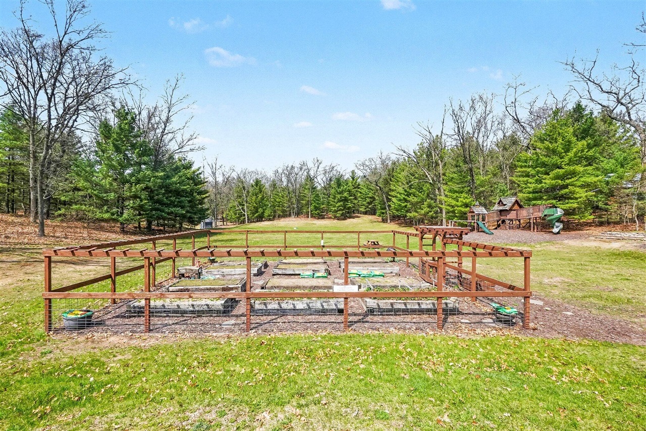 4950 S Ojibwe, Newaygo, MI, 49337-8747