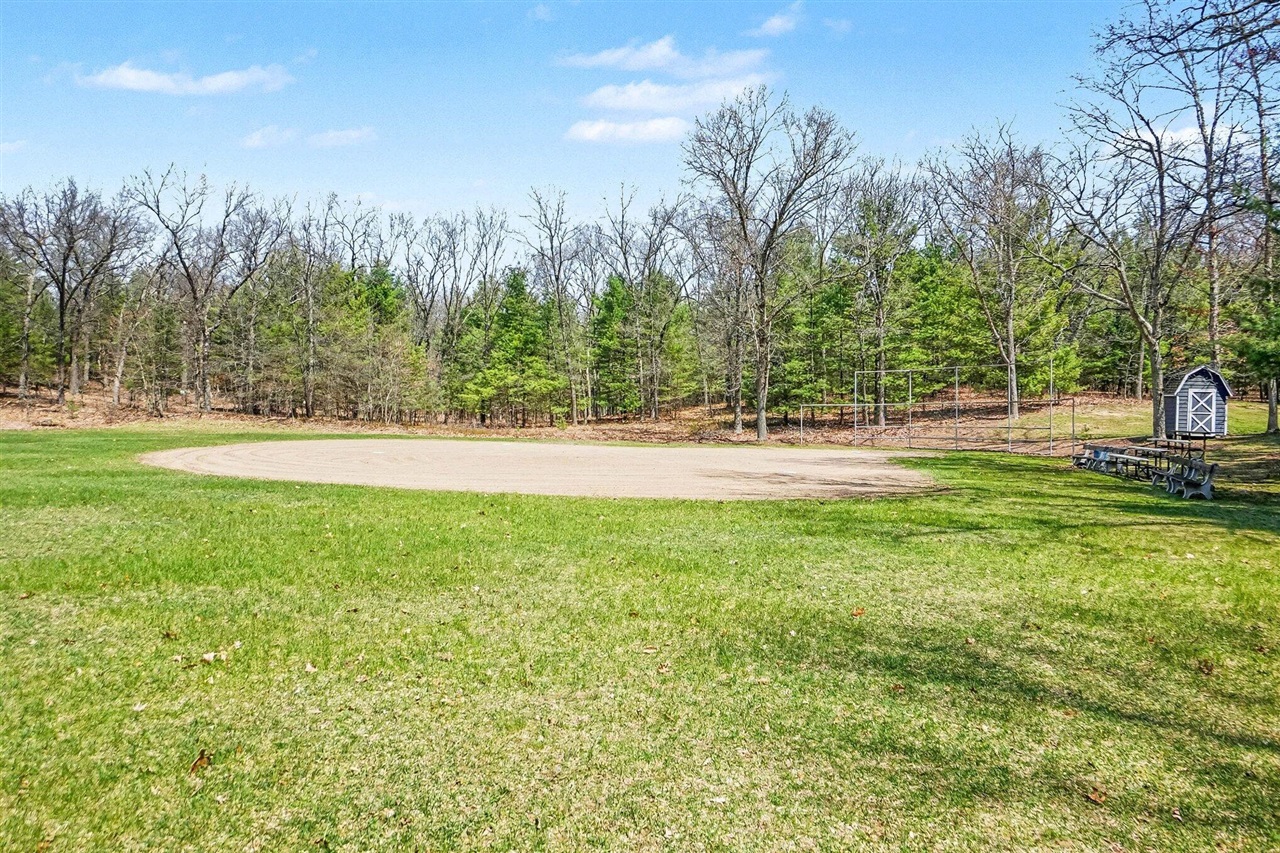 4950 S Ojibwe, Newaygo, MI, 49337-8747