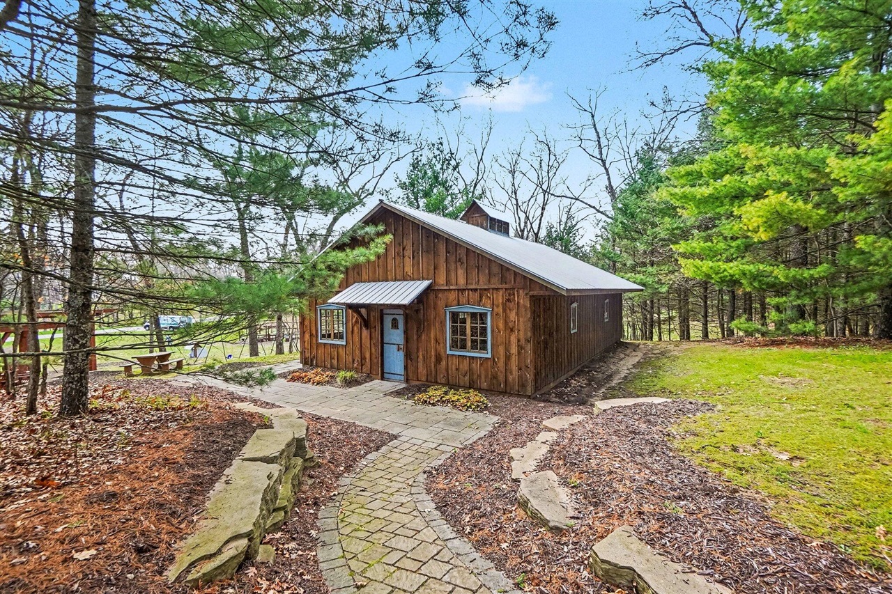 4950 S Ojibwe, Newaygo, MI, 49337-8747