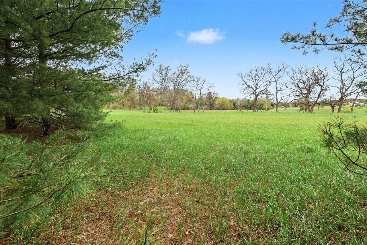 2nd image of 3724 Russell St, Cedar Springs, MI 49319 | MLS# 70527857