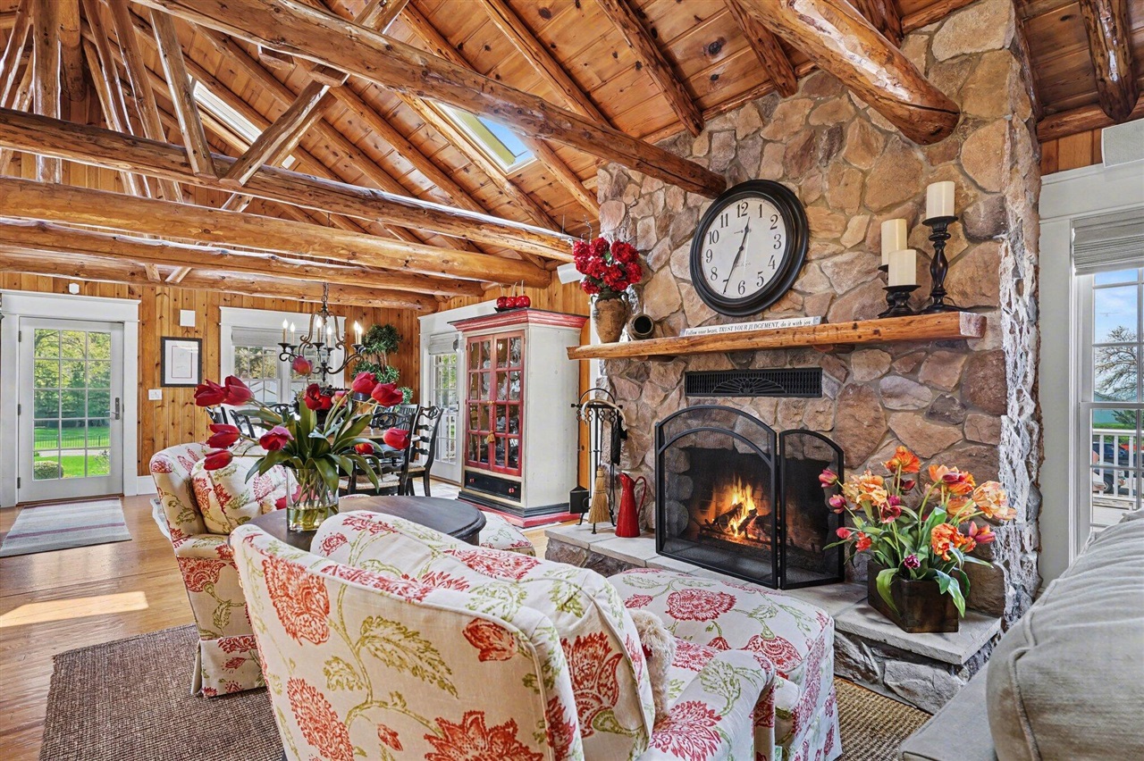 77102 Marwood Drive, South Haven, MI, 49090-9453