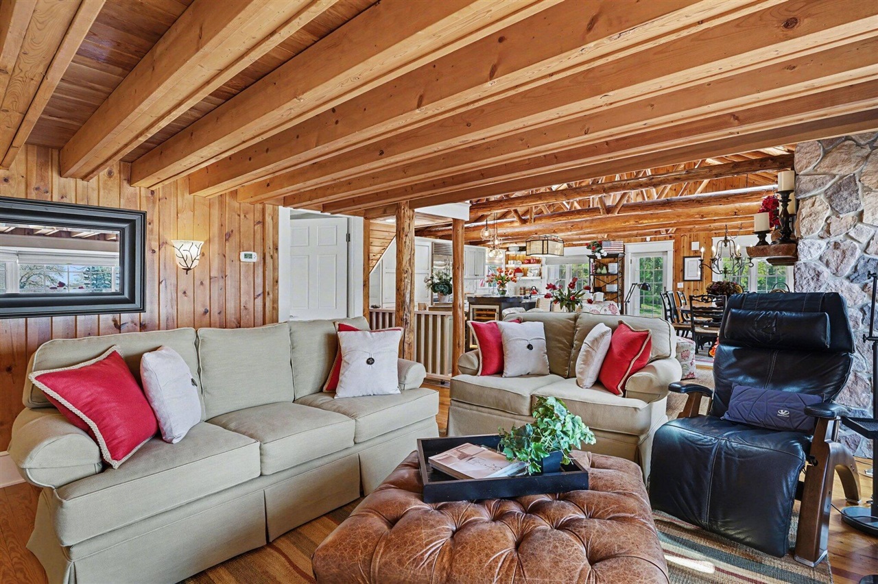 77102 Marwood Drive, South Haven, MI, 49090-9453