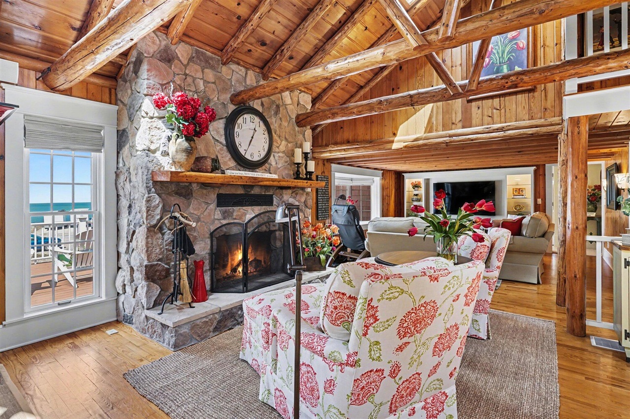 77102 Marwood Drive, South Haven, MI, 49090-9453