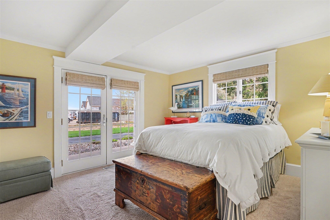 77102 Marwood Drive, South Haven, MI, 49090-9453
