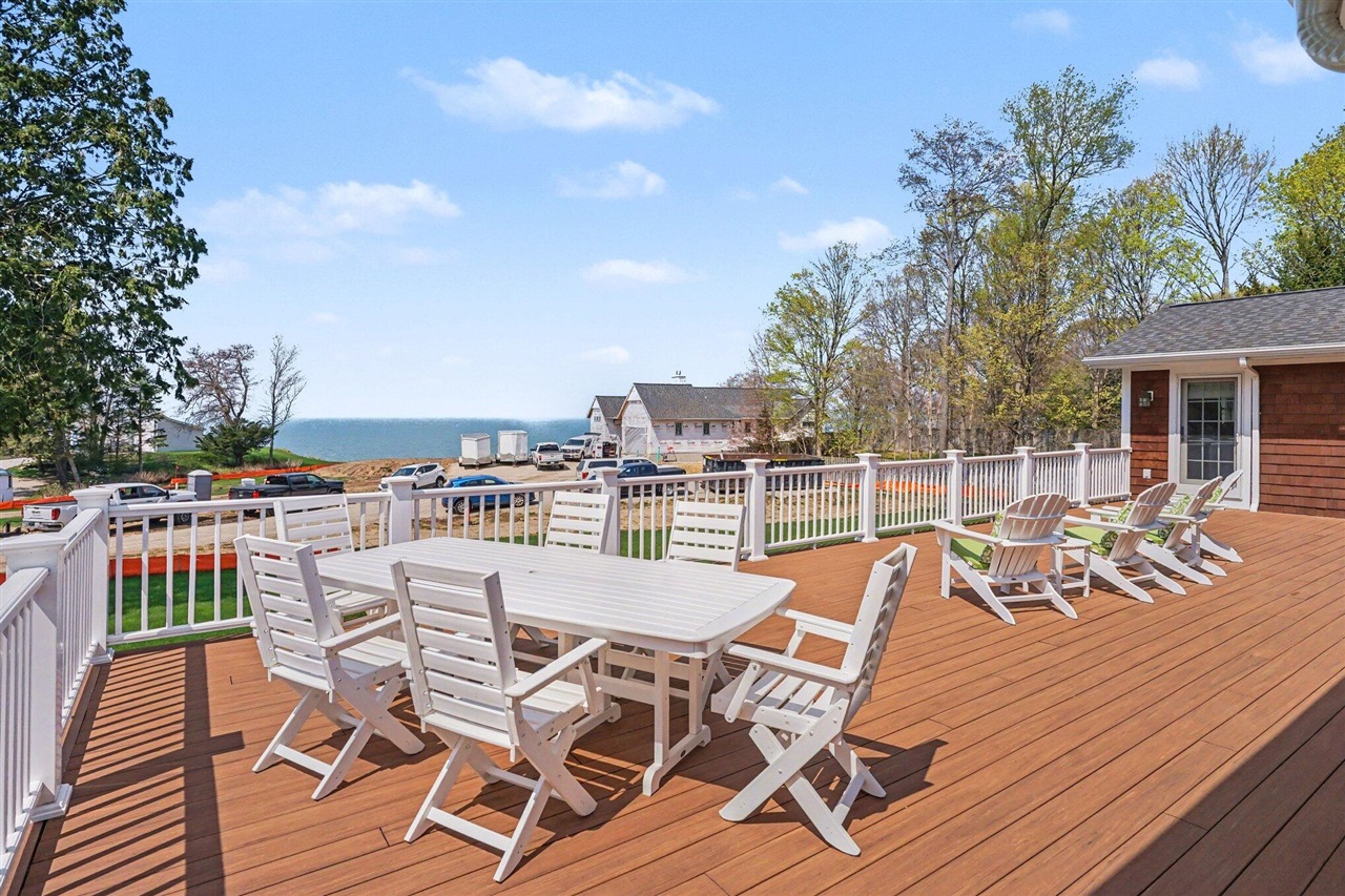 77102 Marwood Drive, South Haven, MI, 49090-9453