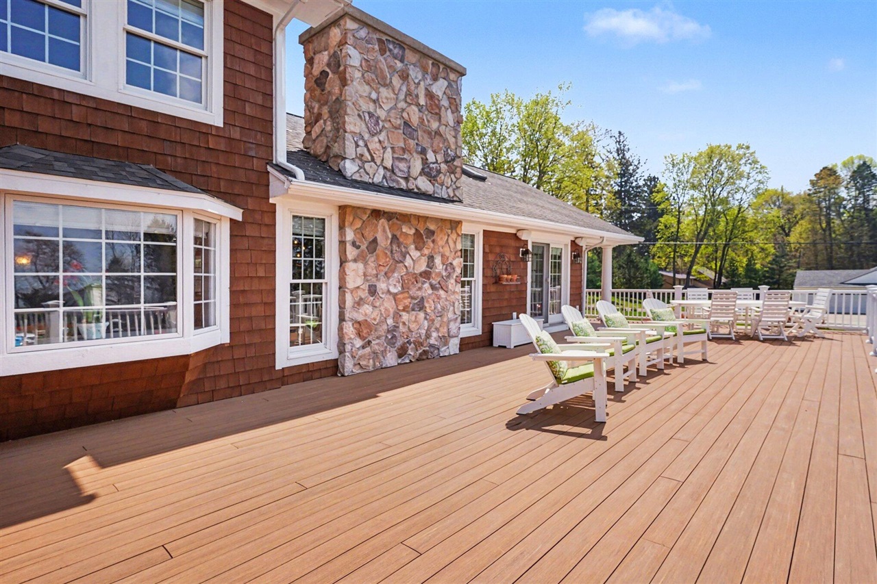 77102 Marwood Drive, South Haven, MI, 49090-9453