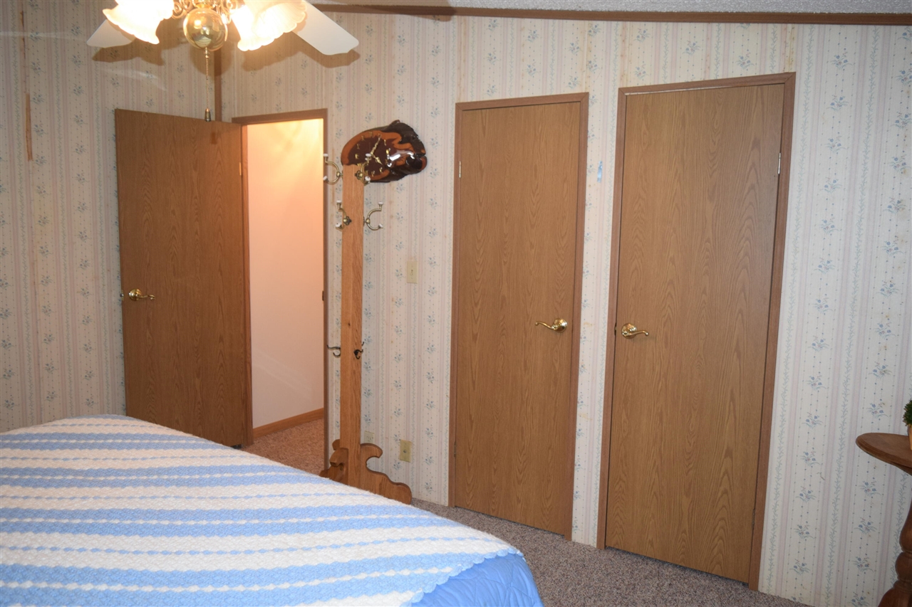 12230 Riverside Drive, White Pigeon, MI, 49099-9129