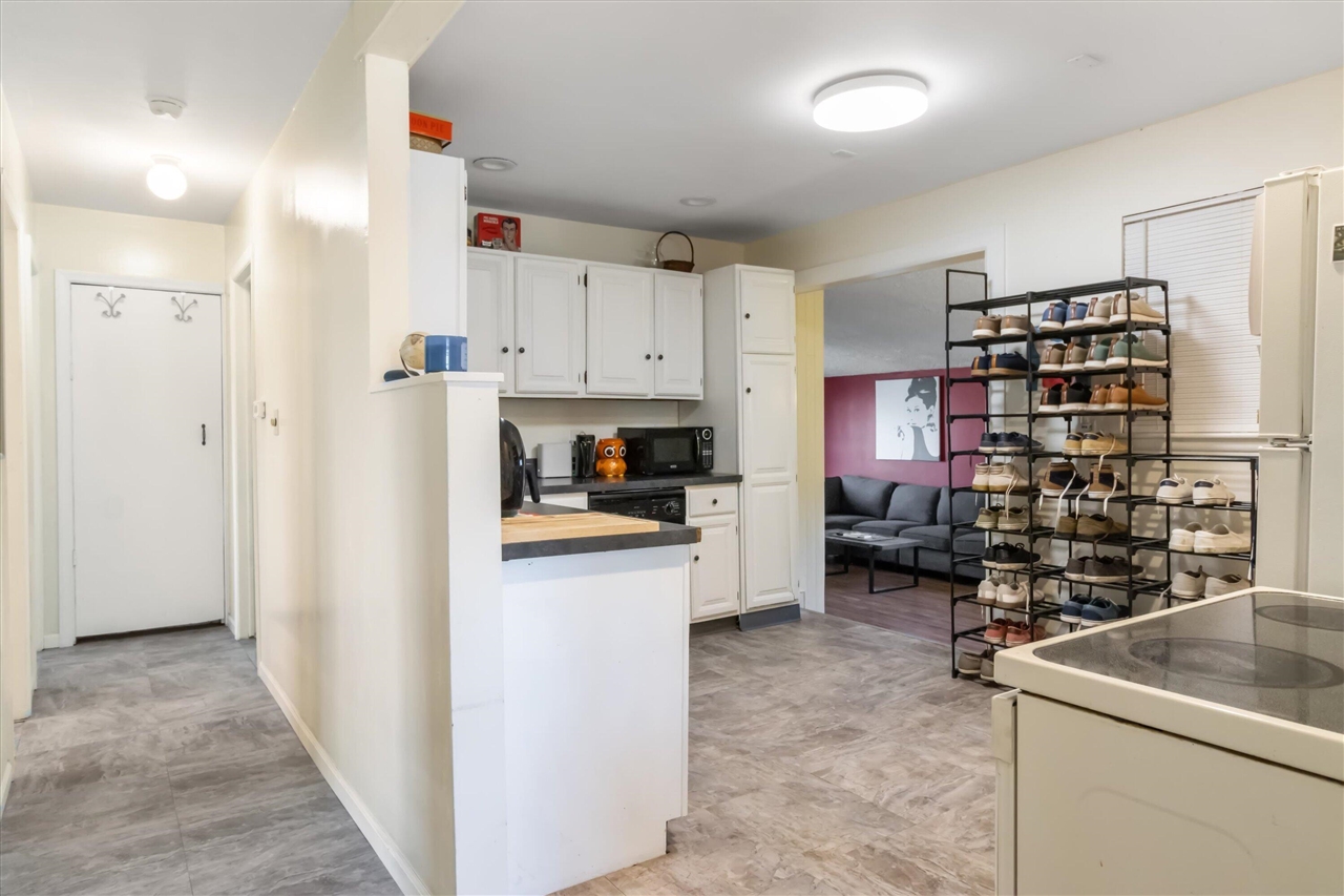 473 Darwin Street, Westland, MI, 48186-4579