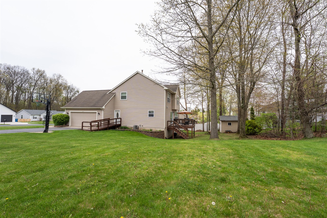 1637 Tanager Lane, Kalamazoo, MI, 49009-1881