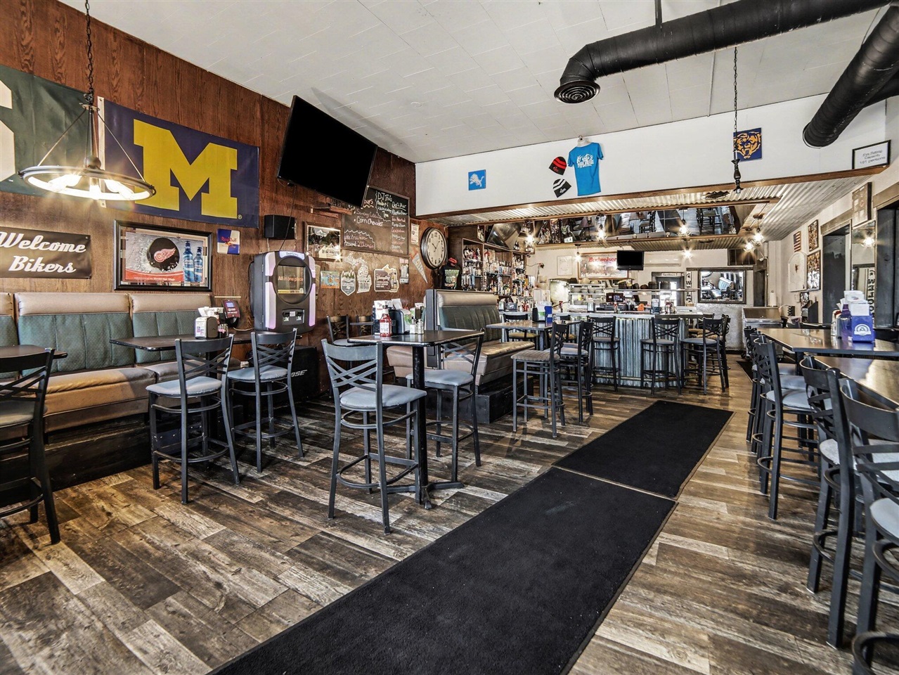 211 E Main Street, Hart, MI, 49420-1172