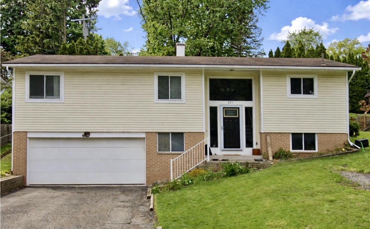 Megan Webster Featured Listings