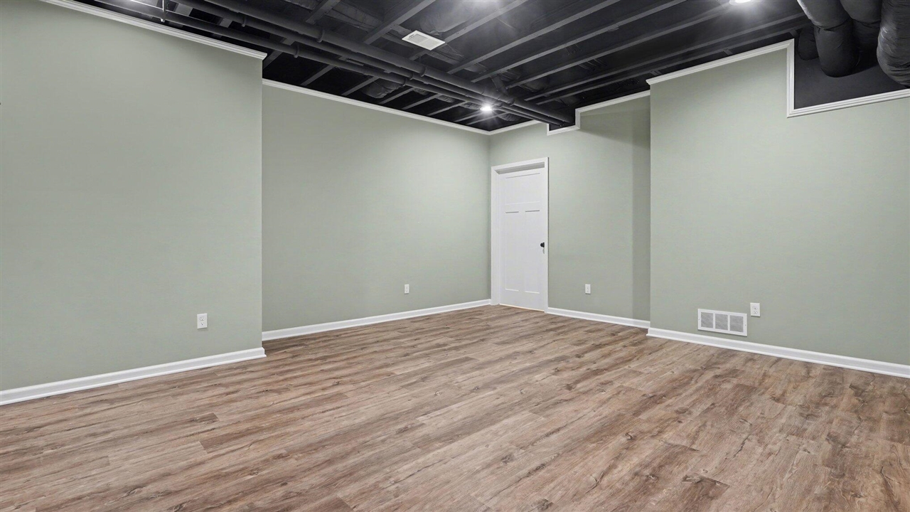 17110 Country Drive, Manchester, MI, 48158-9309