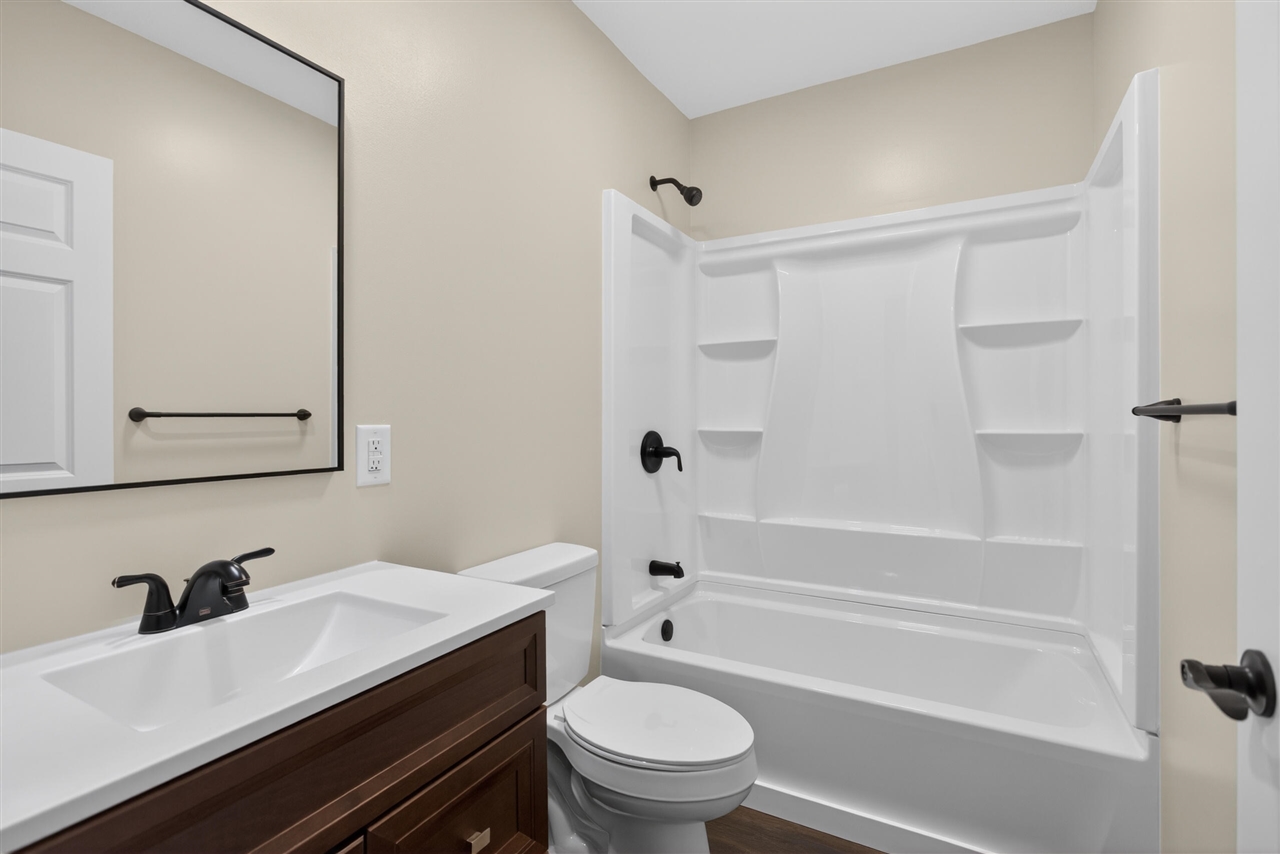 323 Grand Street, Michigan Center, MI, 49254-1128