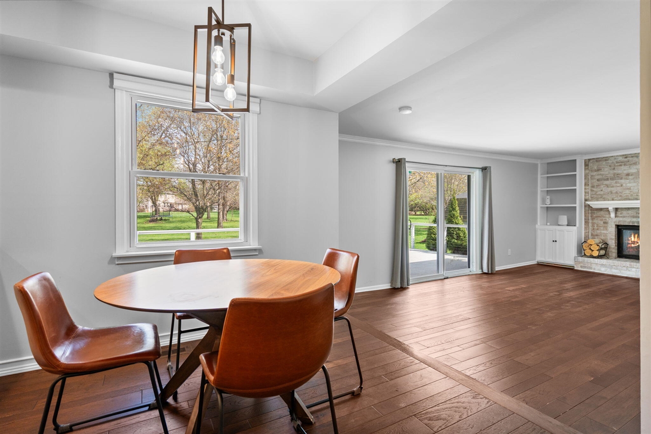 5615 Pebble Ridge Court, Ann Arbor, MI, 48108-9744