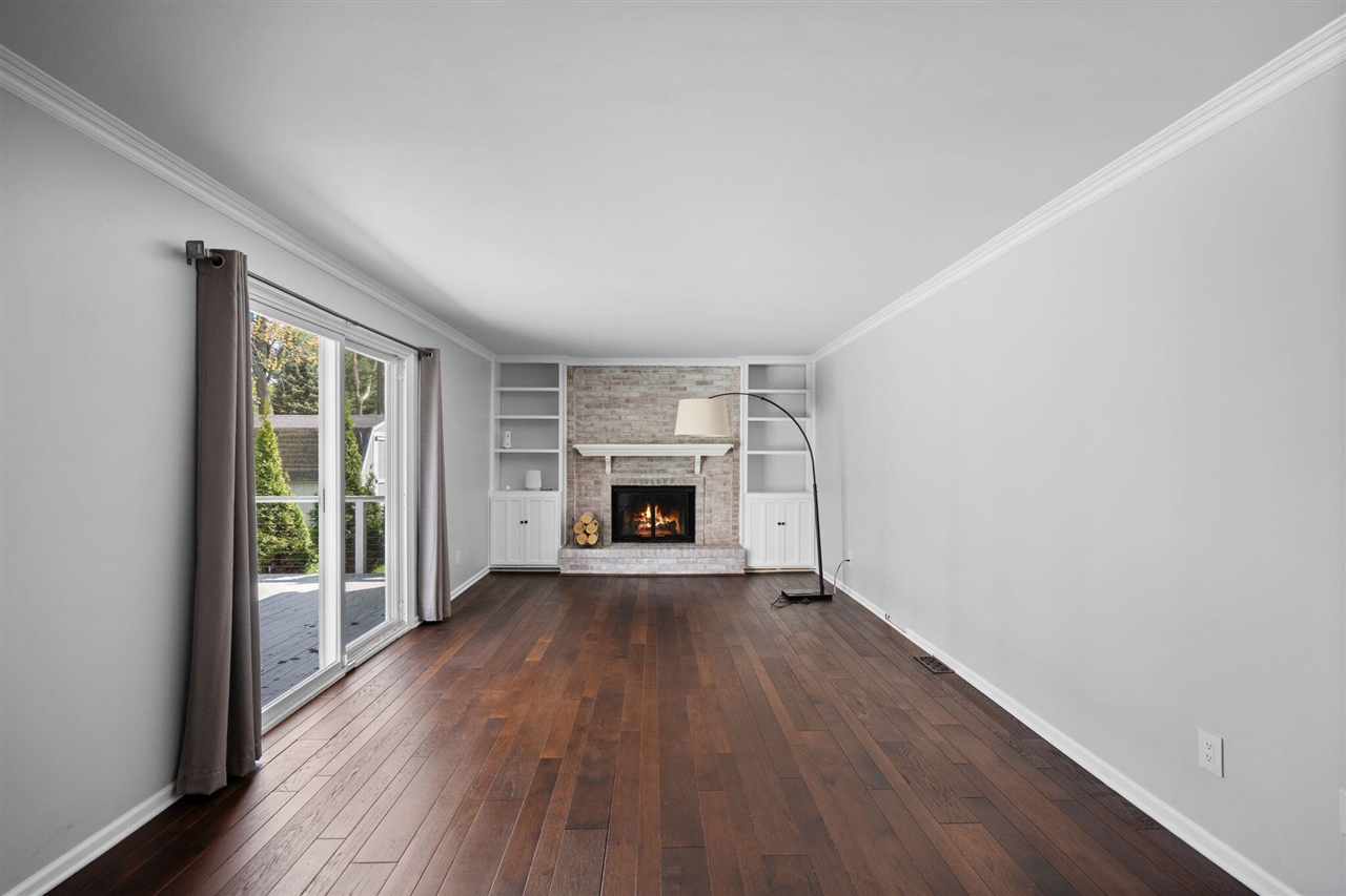 5615 Pebble Ridge Court, Ann Arbor, MI, 48108-9744