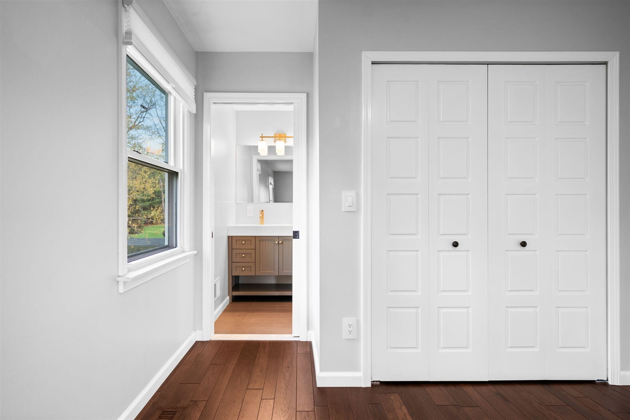 5615 Pebble Ridge Court, Ann Arbor, MI, 48108-9744
