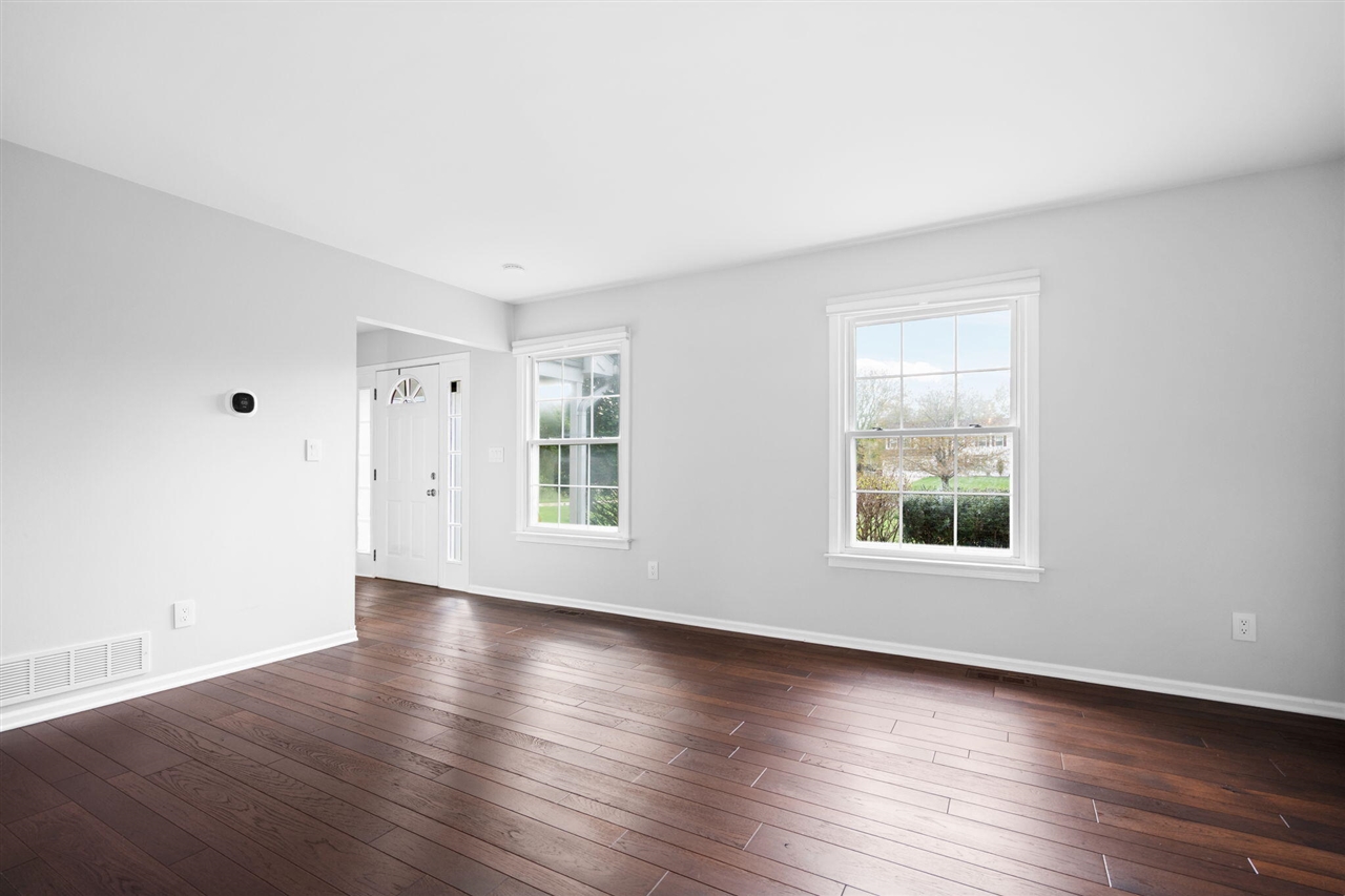 5615 Pebble Ridge Court, Ann Arbor, MI, 48108-9744