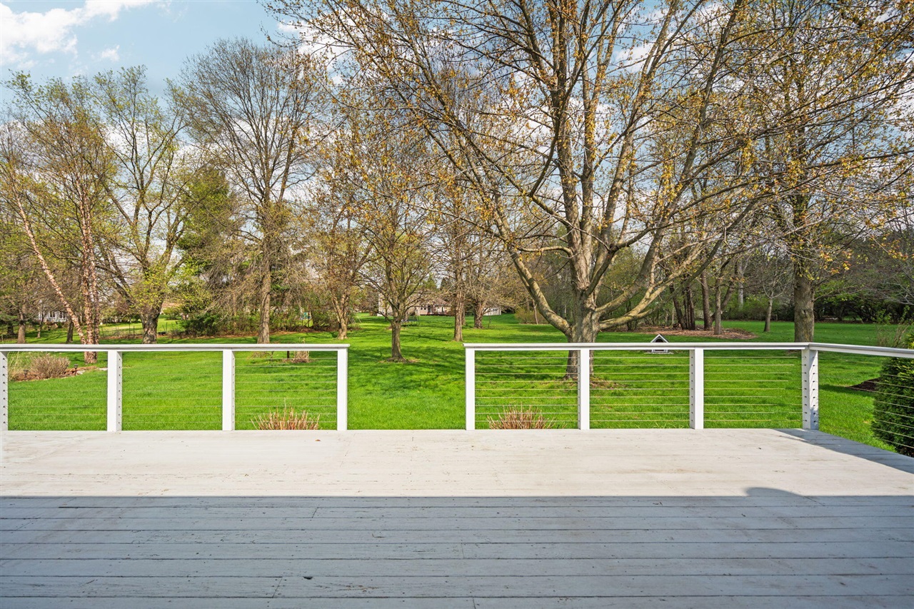 5615 Pebble Ridge Court, Ann Arbor, MI, 48108-9744