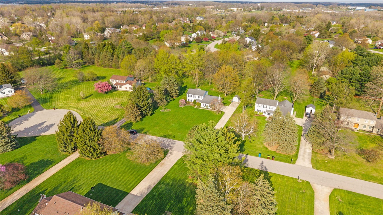 5615 Pebble Ridge Court, Ann Arbor, MI, 48108-9744