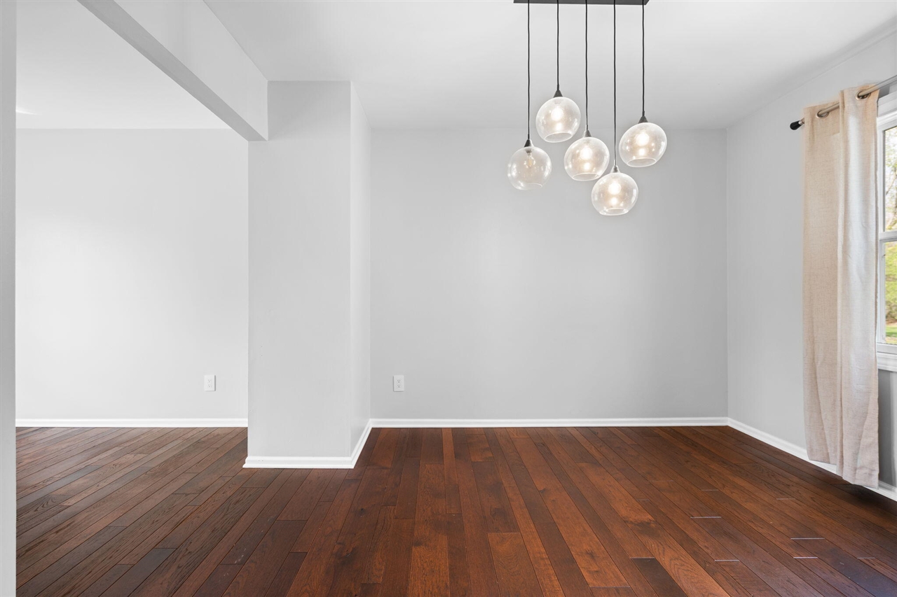 5615 Pebble Ridge Court, Ann Arbor, MI, 48108-9744