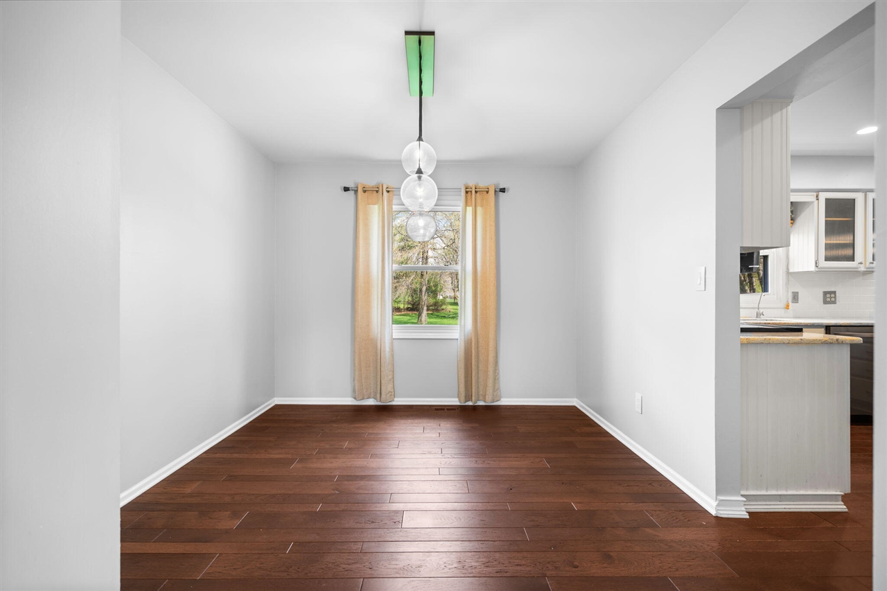 5615 Pebble Ridge Court, Ann Arbor, MI, 48108-9744