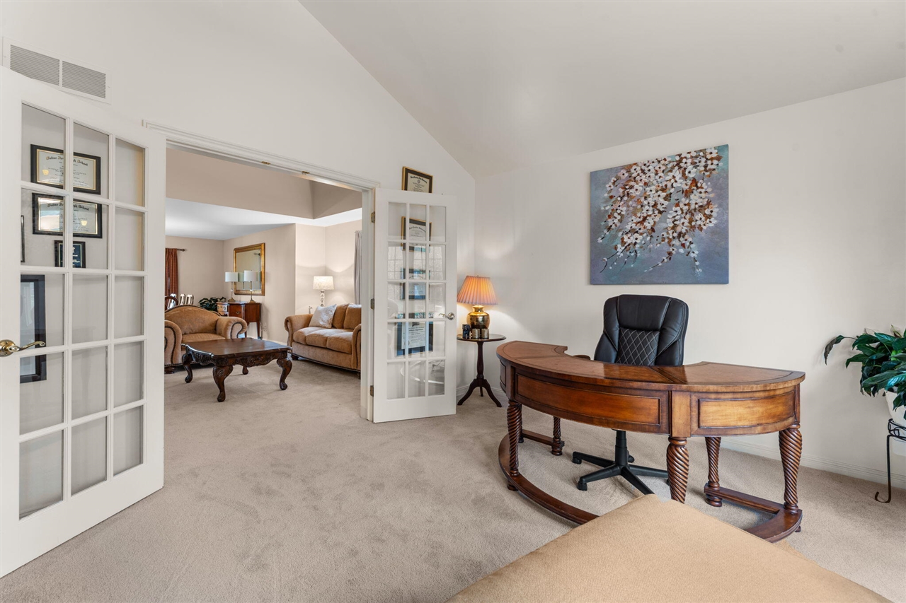 6278 Wilson Road, Ann Arbor, MI, 48108-7925