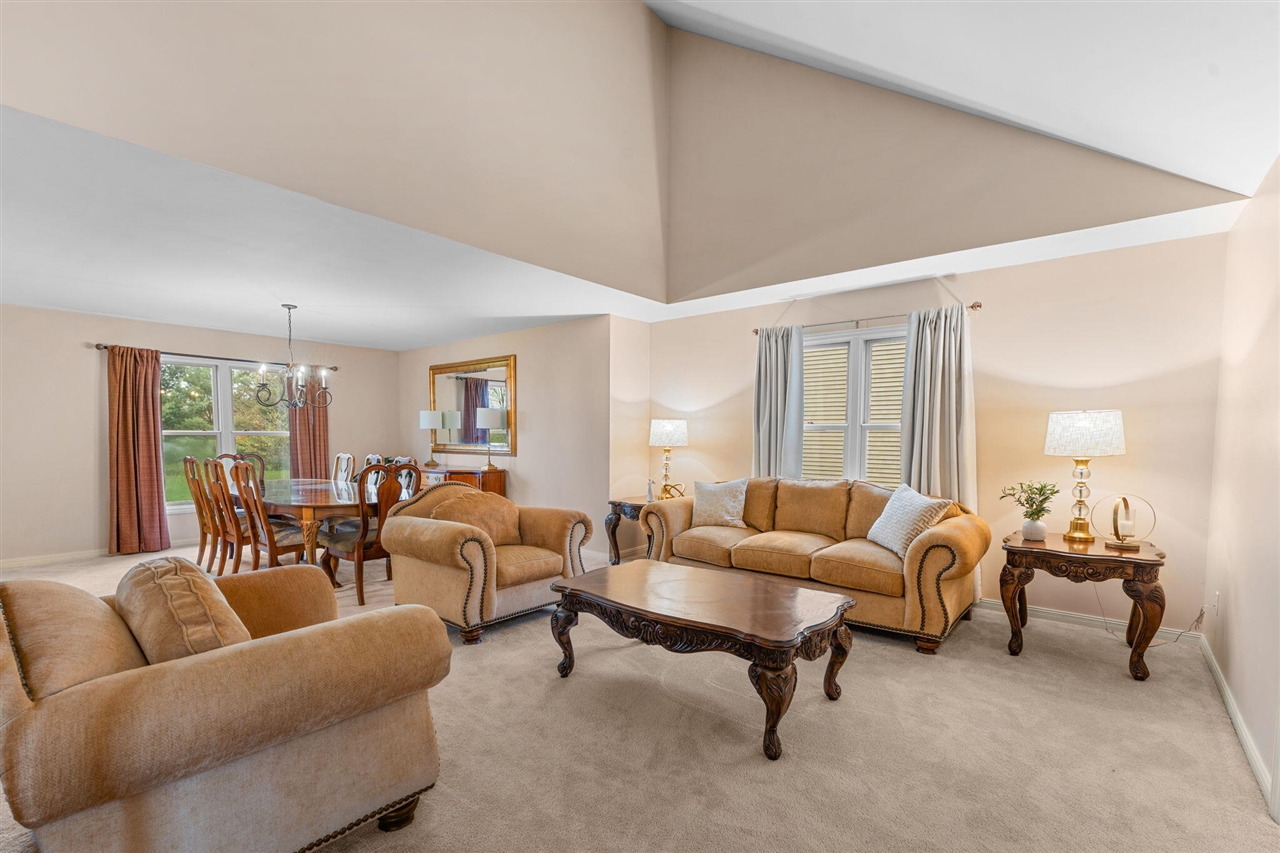 6278 Wilson Road, Ann Arbor, MI, 48108-7925