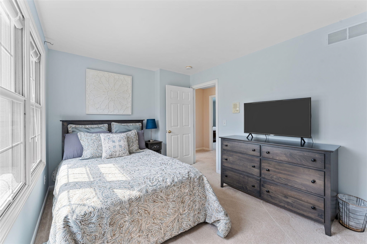 6278 Wilson Road, Ann Arbor, MI, 48108-7925