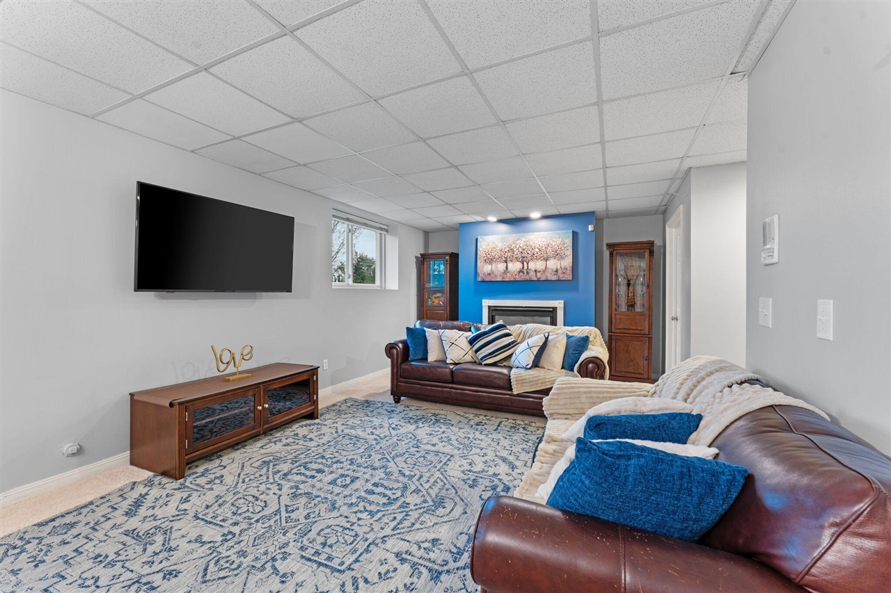 6278 Wilson Road, Ann Arbor, MI, 48108-7925