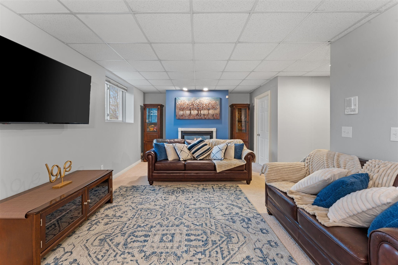 6278 Wilson Road, Ann Arbor, MI, 48108-7925