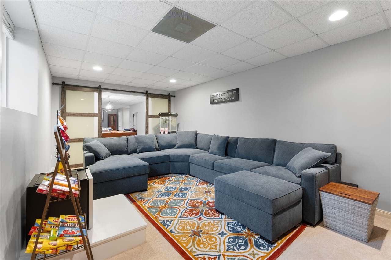 6278 Wilson Road, Ann Arbor, MI, 48108-7925